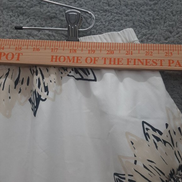 Coldwater Creek Womens White & Black Floral Skirt sz 2X Elastic Waist rockabilly - Picture 3 of 8